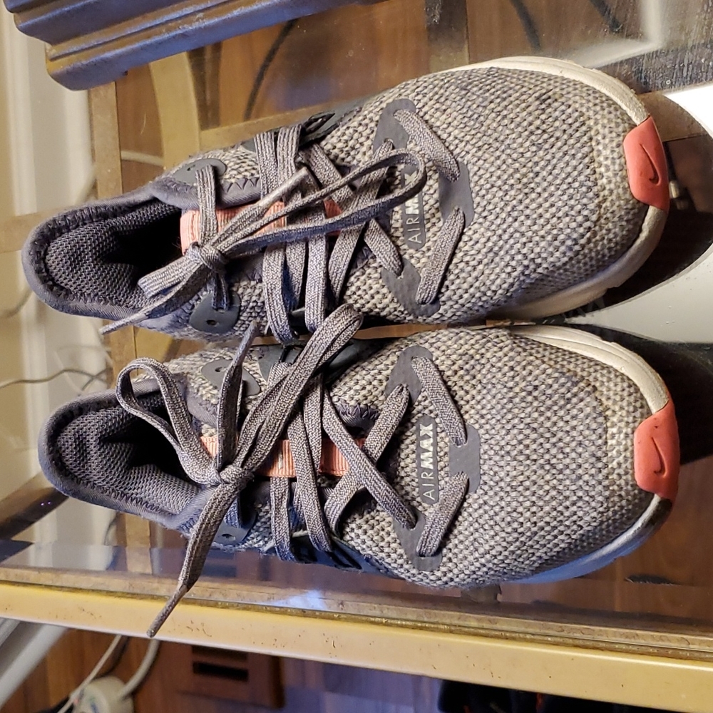 Little Girls Nike AirMax Gym Shoes